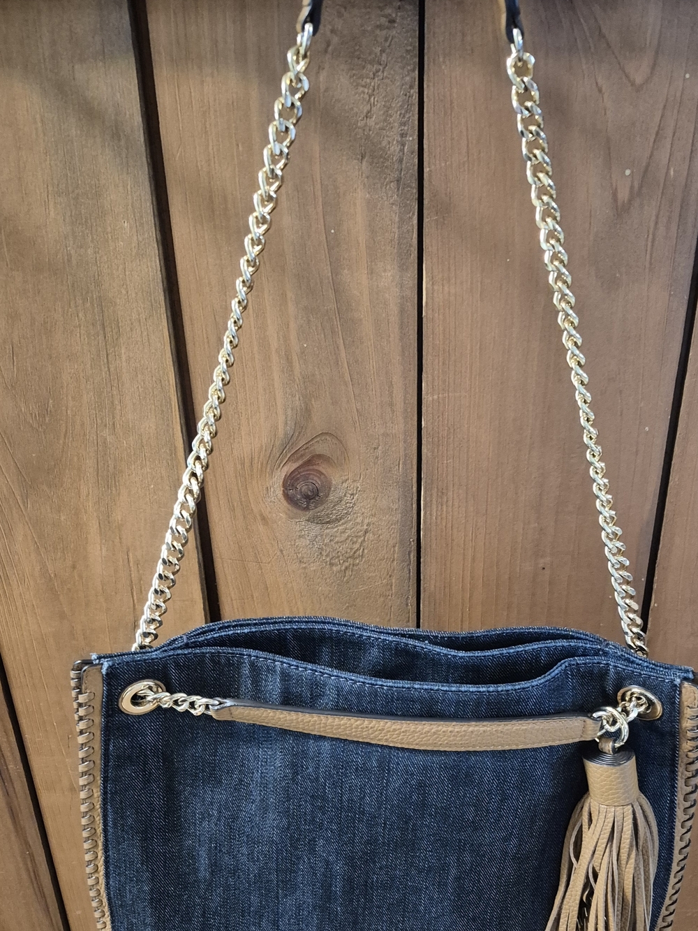 Michael Kors Chelsea Dark Denim Shoulder Bag with Gold Chain and Leather Tassel - Picture 2 of 7